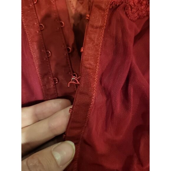 VICTORIA SECRET RED VELVET REGAL 1998 RUNWAY CORSET SIZE 32 - Picture 4 of 5
